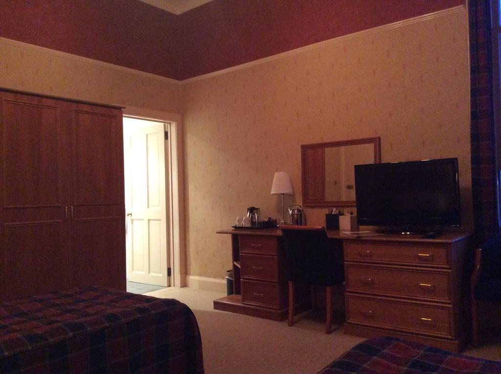 Taychreggan Hotel Dundee Ruang foto