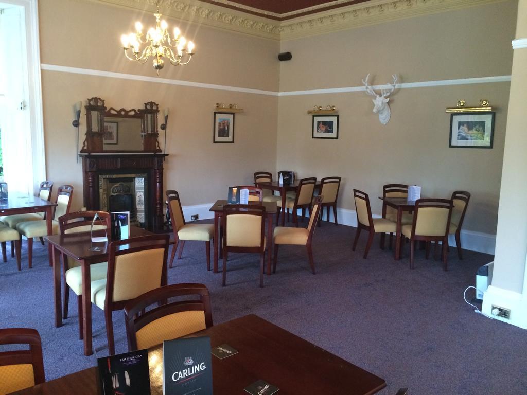 Taychreggan Hotel Dundee Bagian luar foto