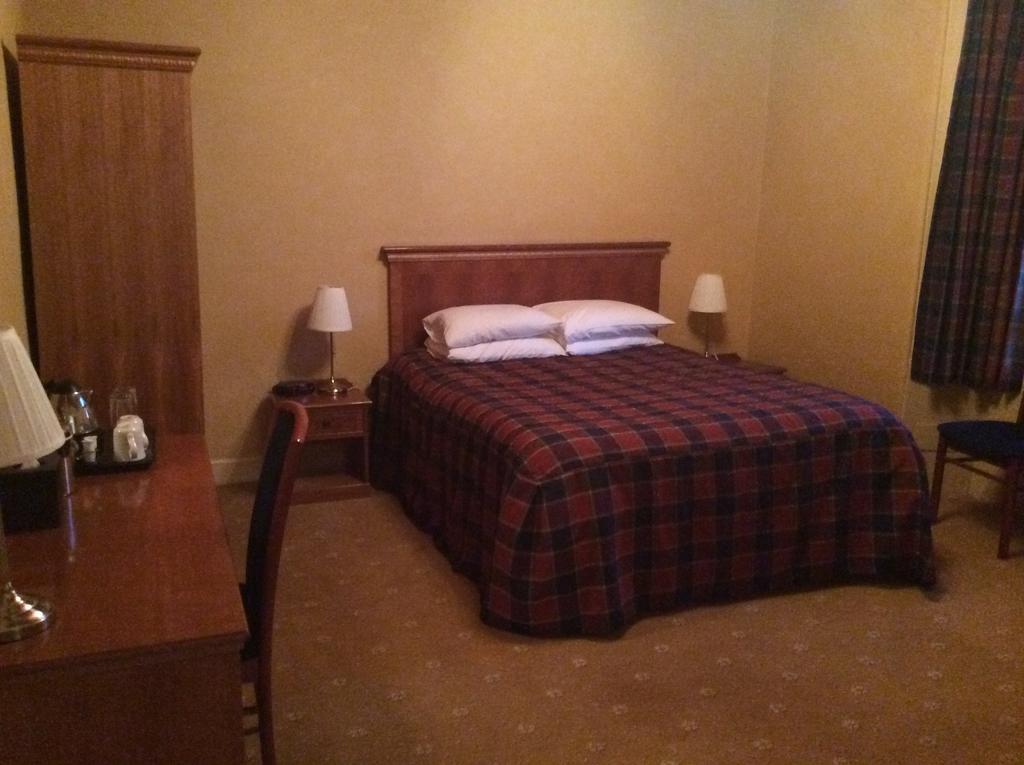 Taychreggan Hotel Dundee Ruang foto